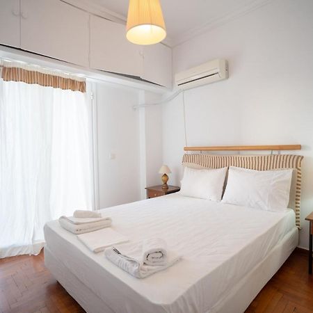 Dimotiko Theatro Metro St. 1 Bedroom 4 Pers. Flat Piraeus Exterior photo